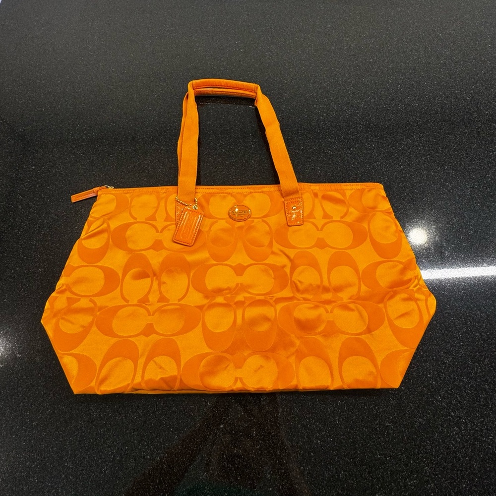 Coach Medium Signature Getaway Nylon Travel Orange Spice Color Bag 14x11x7.5